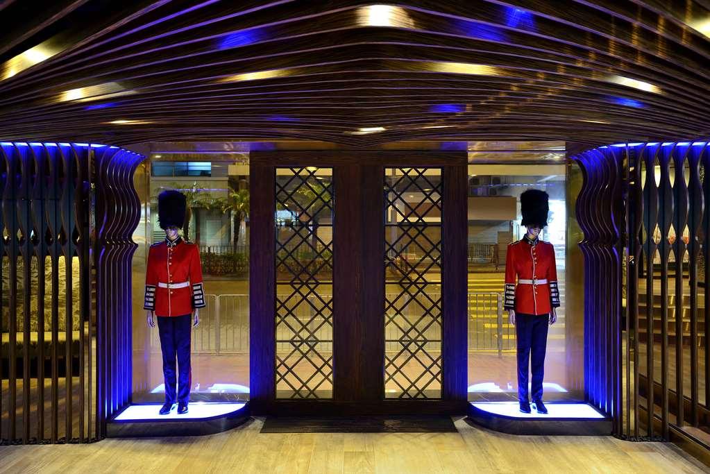 Kew Wanchai 4*